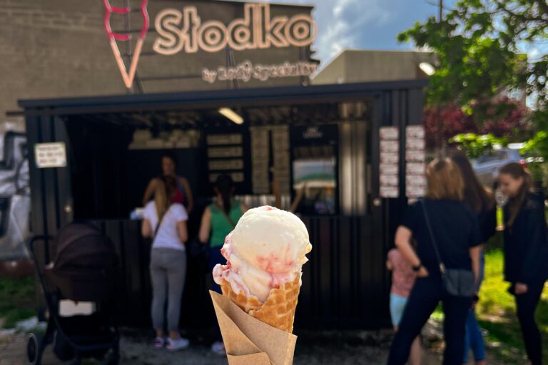 Read more about the article Jak sprzedawać lody? Wszystko, co musisz wiedzieć