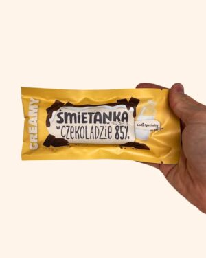 Śmietanka wiejska w czekoladzie 85% – lody na patyku